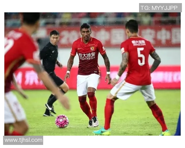 八月十九日广州对阵天津的精彩赛事回顾与分析